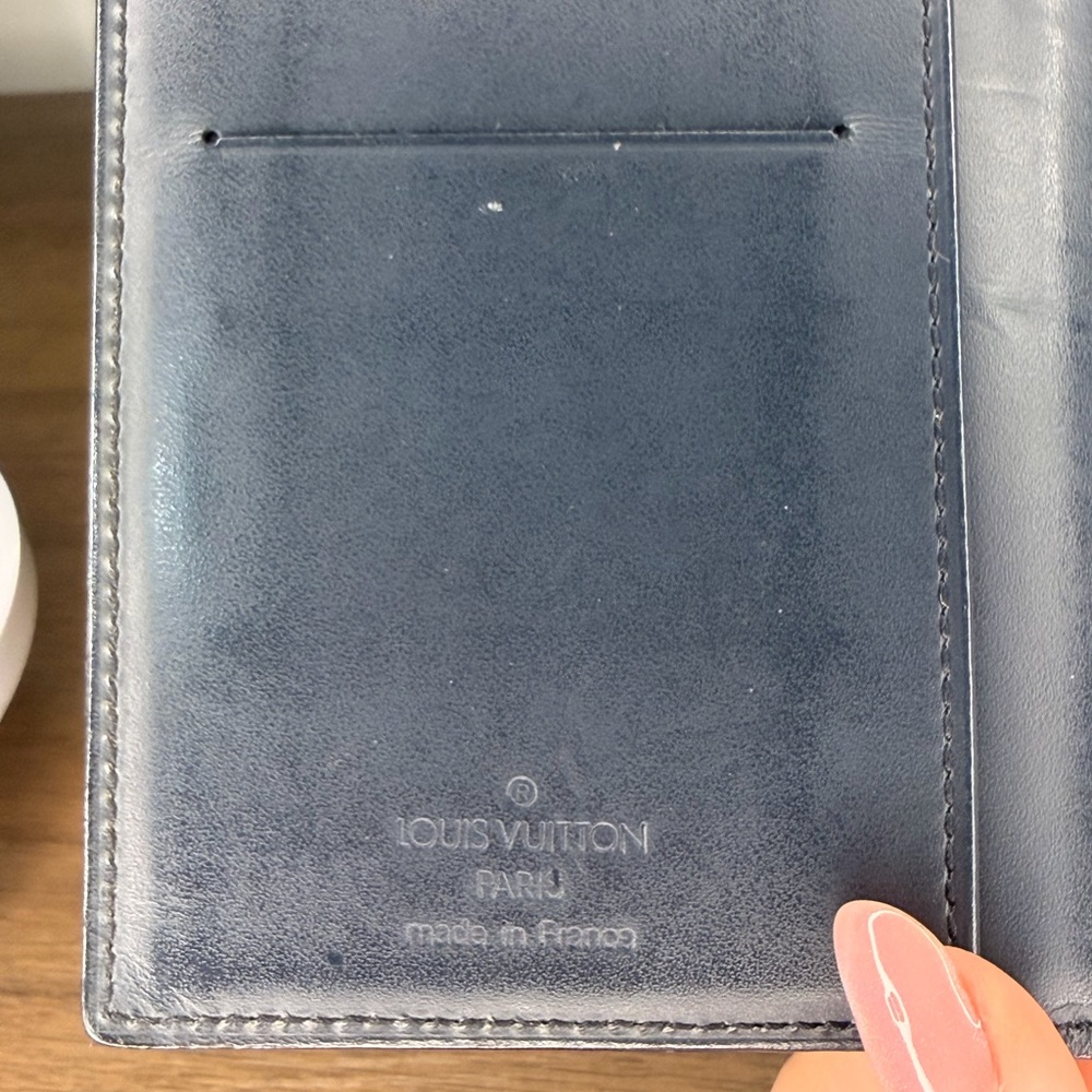 Louis Vuitton Leather Damier Bifold Wallet - Picture 11 of 13